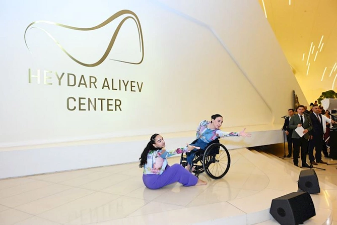 Heydər Əliyev Mərkəzində “ART Weekend” festivalının rəsmi açılışı — FOTOLAR