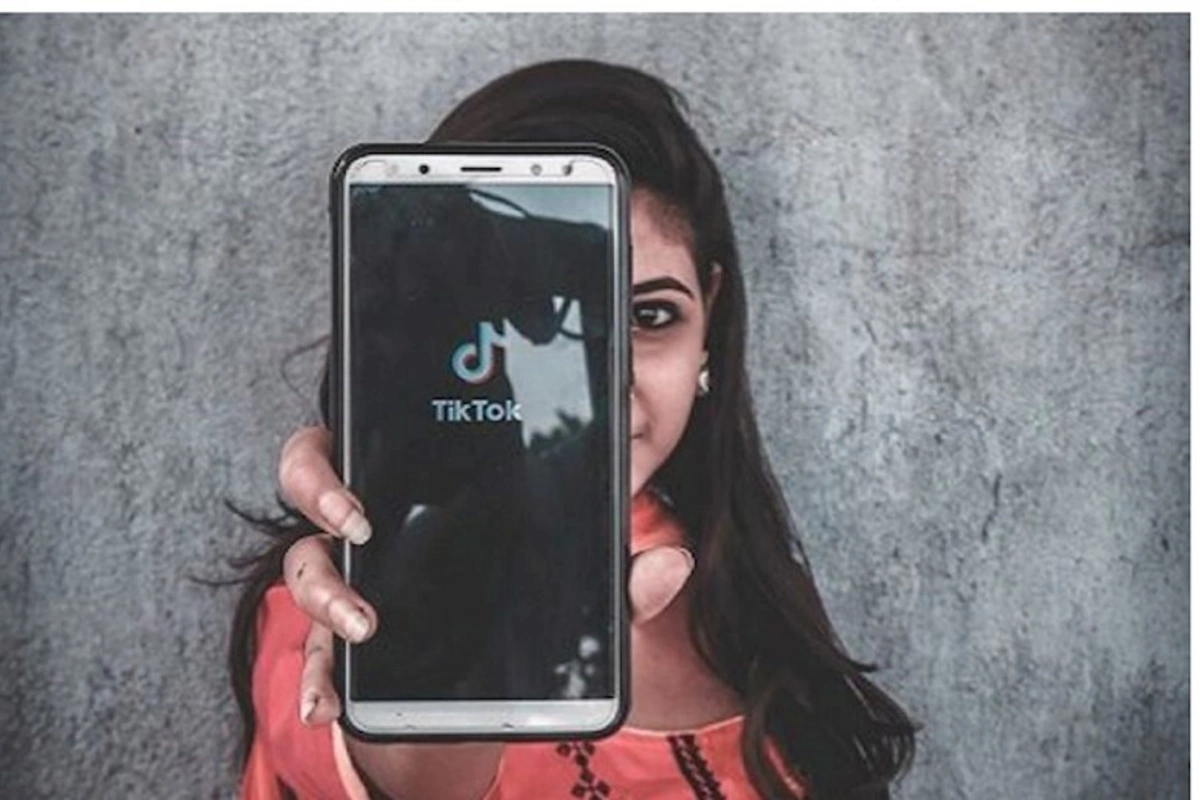 Malidə “TikTok” paylaşımlarına görə gənc qadın edam edilib