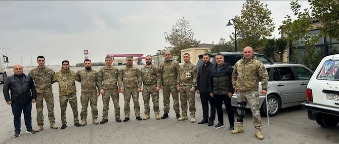 Xüsusi Təyinatlı Qüvvələrin qaziləri, Milli Qəhrəman Pəncəli Teymurovun anasını ziyarət edib, qurban kəsdilər — FOTOLAR