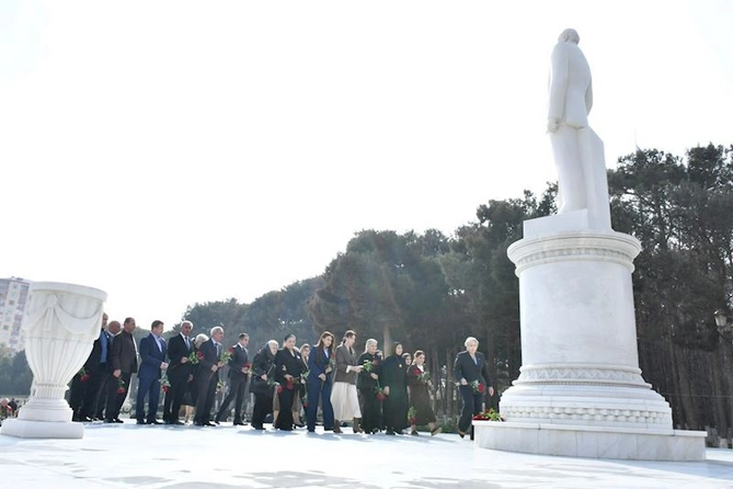 Abşeron rayonunda Konstitusiya Günü qeyd edildi — FOTOLAR
