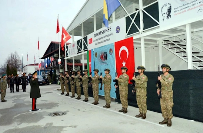 Zakir Həsənov Aİ Komandanlığı və Türk kontingentini ziyarət etdi — FOTOLAR