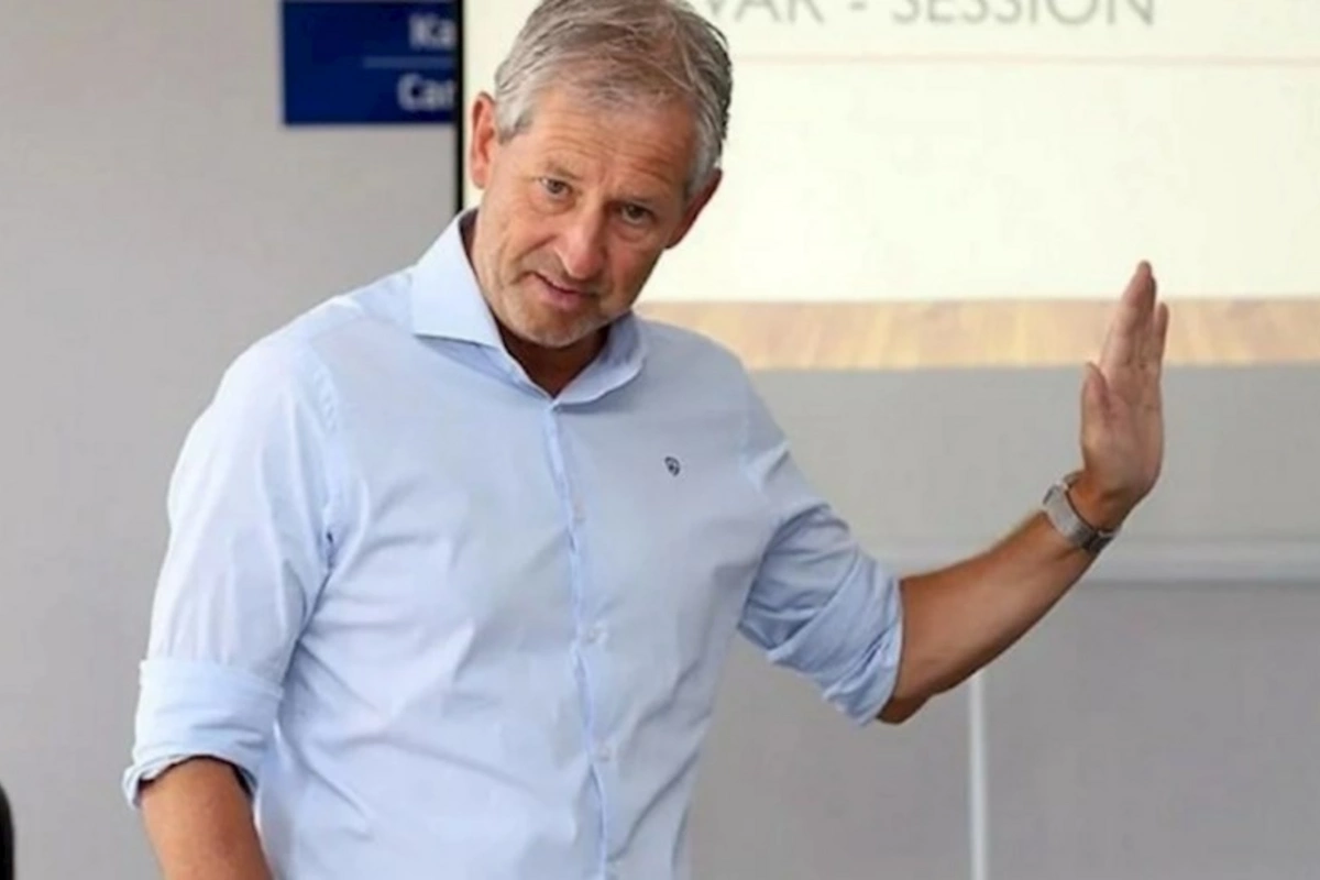 Konateyə verilən qırmızı səhv olub — AFFA