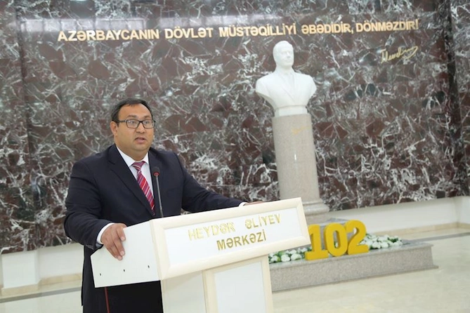 Hacıqabulda “12 noyabr - Konstitusiya Günü” münasibətilə tədbir keçirildi — FOTOLAR Hacıqabulda “12 noyabr - Konstitusiya Günü” münasibətilə tədbir keçirildi — FOTOLAR