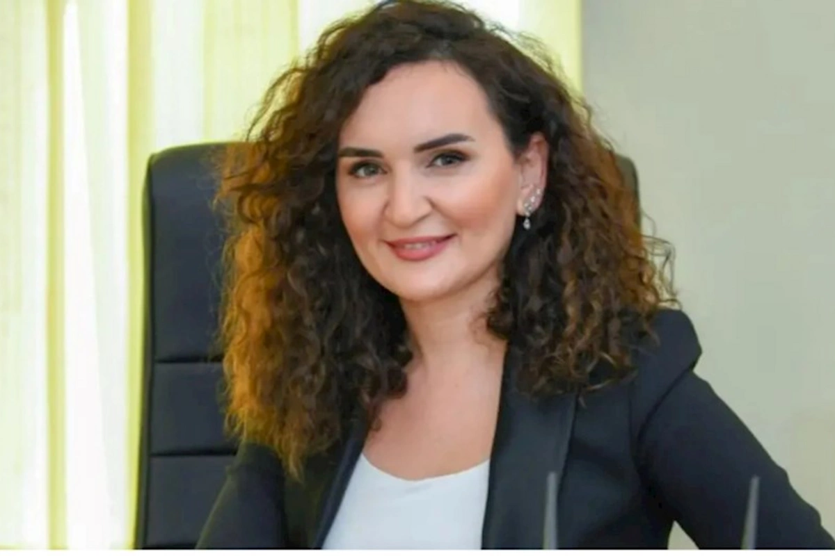 Aparıcıya Dövlət Xidmətində vəzifə verildi