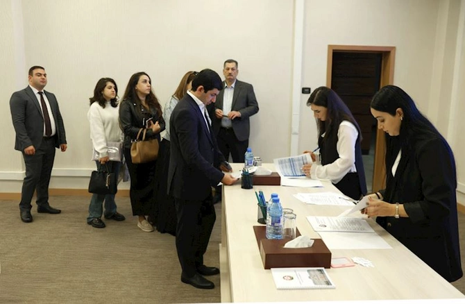 Maliyyə Nazirliyi yanında İctimai Şuraya 7 nəfər üzv seçildi — FOTOLAR