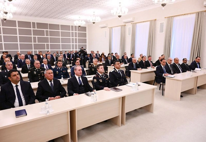 Samir Nuriyev Prezidentin səlahiyyətli nümayəndəsini ictimaiyyətə təqdim etdi — FOTOLAR Samir Nuriyev Prezidentin səlahiyyətli nümayəndəsini ictimaiyyətə təqdim etdi — FOTOLAR