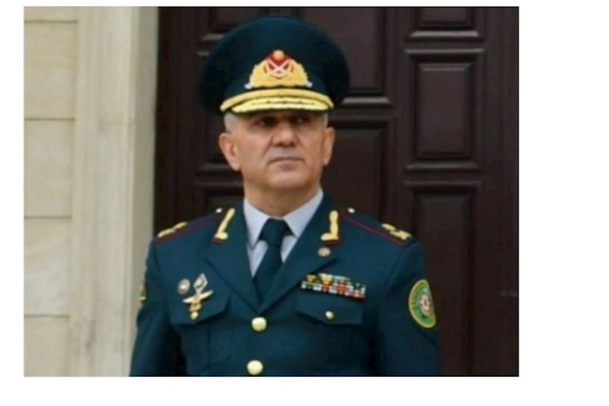 Təqaüdə göndərilən general yenidən xidmətə qayıtdı
