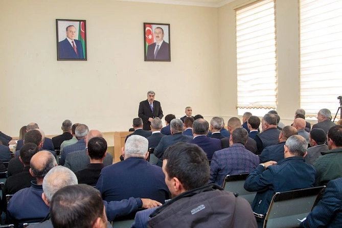 Salyanda Sarvan kəndində səyyar qəbul keçirildi — FOTOLAR