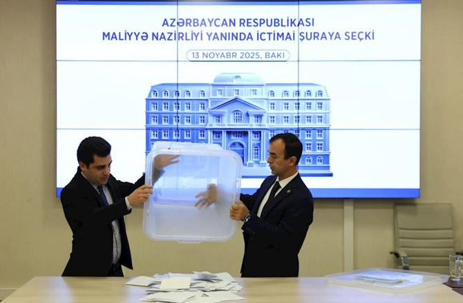 Maliyyə Nazirliyi yanında İctimai Şuraya 7 nəfər üzv seçildi — FOTOLAR