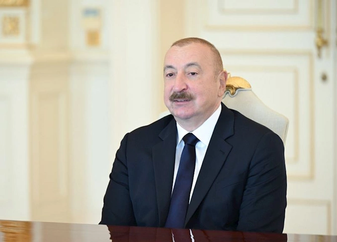Prezident ABŞ-ın İsa Məsihin Sonuncu Gün Müqəddəsləri Kilsəsinin nümayəndə heyətini qəbul etdi — FOTOLAR Prezident ABŞ-ın İsa Məsihin Sonuncu Gün Müqəddəsləri Kilsəsinin nümayəndə heyətini qəbul etdi — FOTOLAR