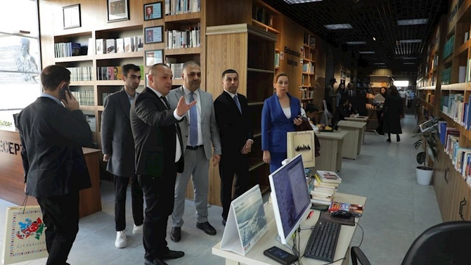 Azərbaycan və Özbəkistan arasında uğurlu media əməkdaşlığı — FOTOLAR Azərbaycan və Özbəkistan arasında uğurlu media əməkdaşlığı — FOTOLAR