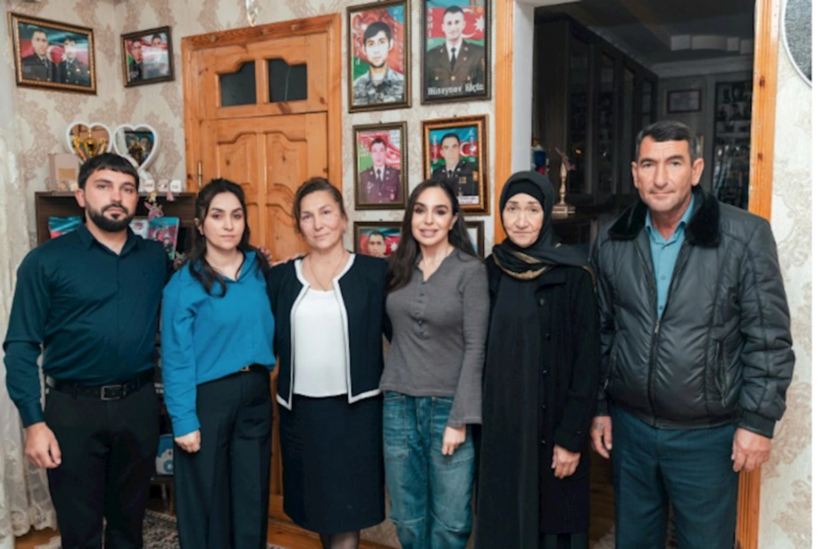 Leyla Əliyeva Mingəçevirdə şəhid ailəsini ziyarət edib, bir sıra sosial müəssisələrlə tanış olub — FOTOLAR