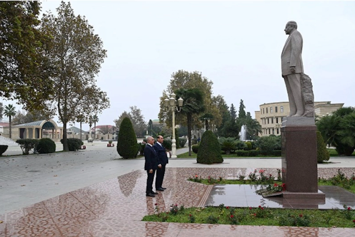 Vüqar Əhmədov Bərdədə vətəndaşları qəbul etdi