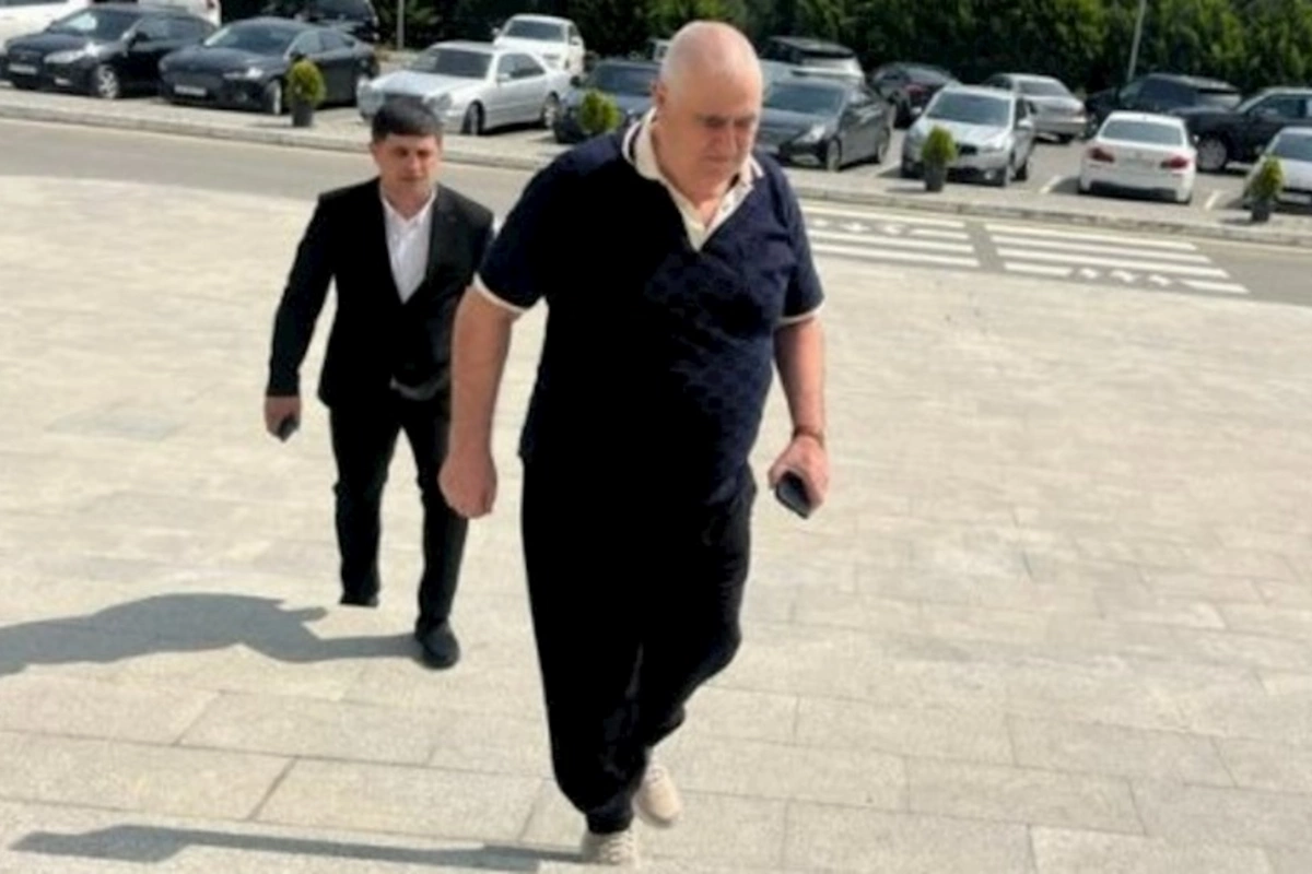 Sizdən narazıyam, 75 yaşlı kişini yollarda əsir etmisiniz — Şərurlu İsfəndiyar