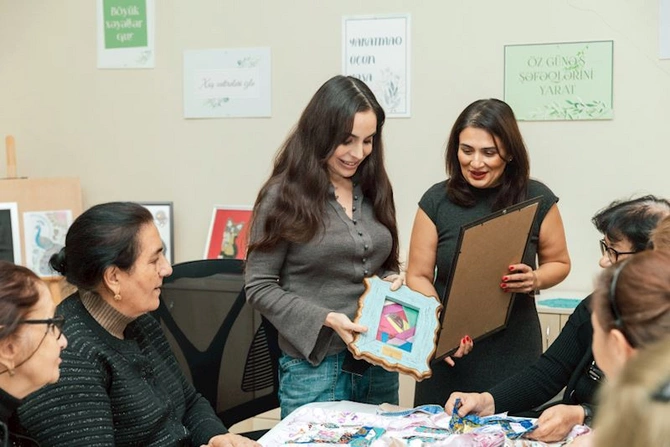 Leyla Əliyeva Mingəçevirdə şəhid ailəsini ziyarət edib, bir sıra sosial müəssisələrlə tanış olub — FOTOLAR