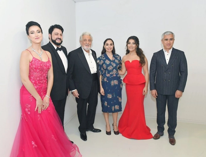 Leyla Əliyeva konsertdə iştirak edib — FOTOLAR Leyla Əliyeva konsertdə iştirak edib — FOTOLAR