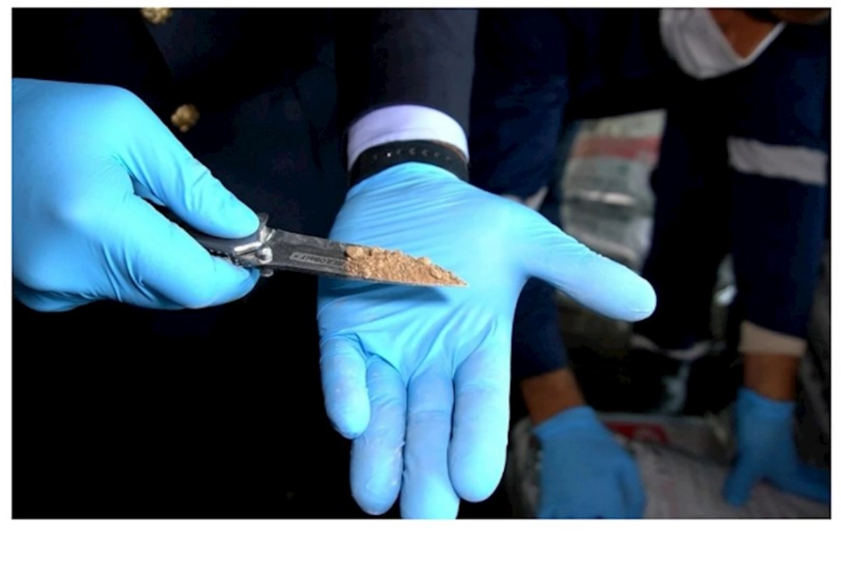 Gömrükdə 90 milyon dollarlıq heroin aşkarlanıb — FOTOLAR