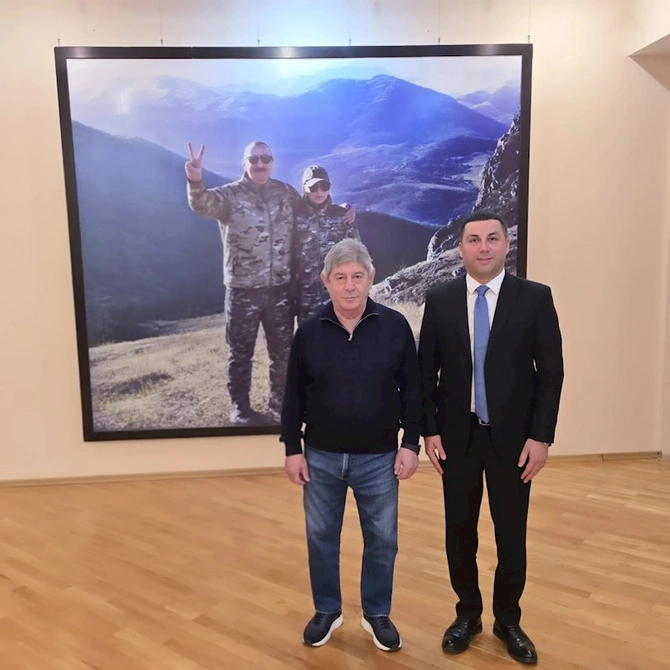 Tanınmış jurnalistlər Özbəkistanda səfir və rektorla görüşdü — VİDEO/FOTOLAR