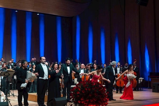 Leyla Əliyeva konsertdə iştirak edib — FOTOLAR Leyla Əliyeva konsertdə iştirak edib — FOTOLAR