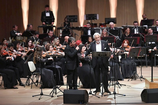 Leyla Əliyeva konsertdə iştirak edib — FOTOLAR Leyla Əliyeva konsertdə iştirak edib — FOTOLAR