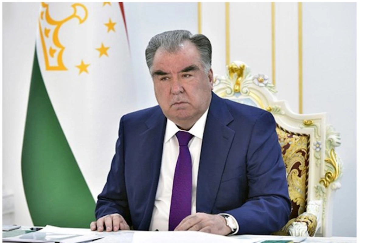 Tacikistan Prezidenti İlham Əliyevi təbrik etdi