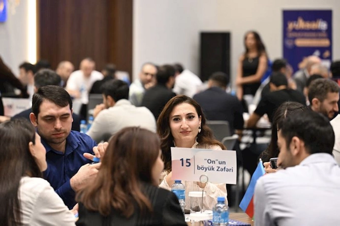 “Zəfərdən Yüksəlişə” adlı intellektual yarış keçirilib — FOTOLAR “Zəfərdən Yüksəlişə” adlı intellektual yarış keçirilib — FOTOLAR