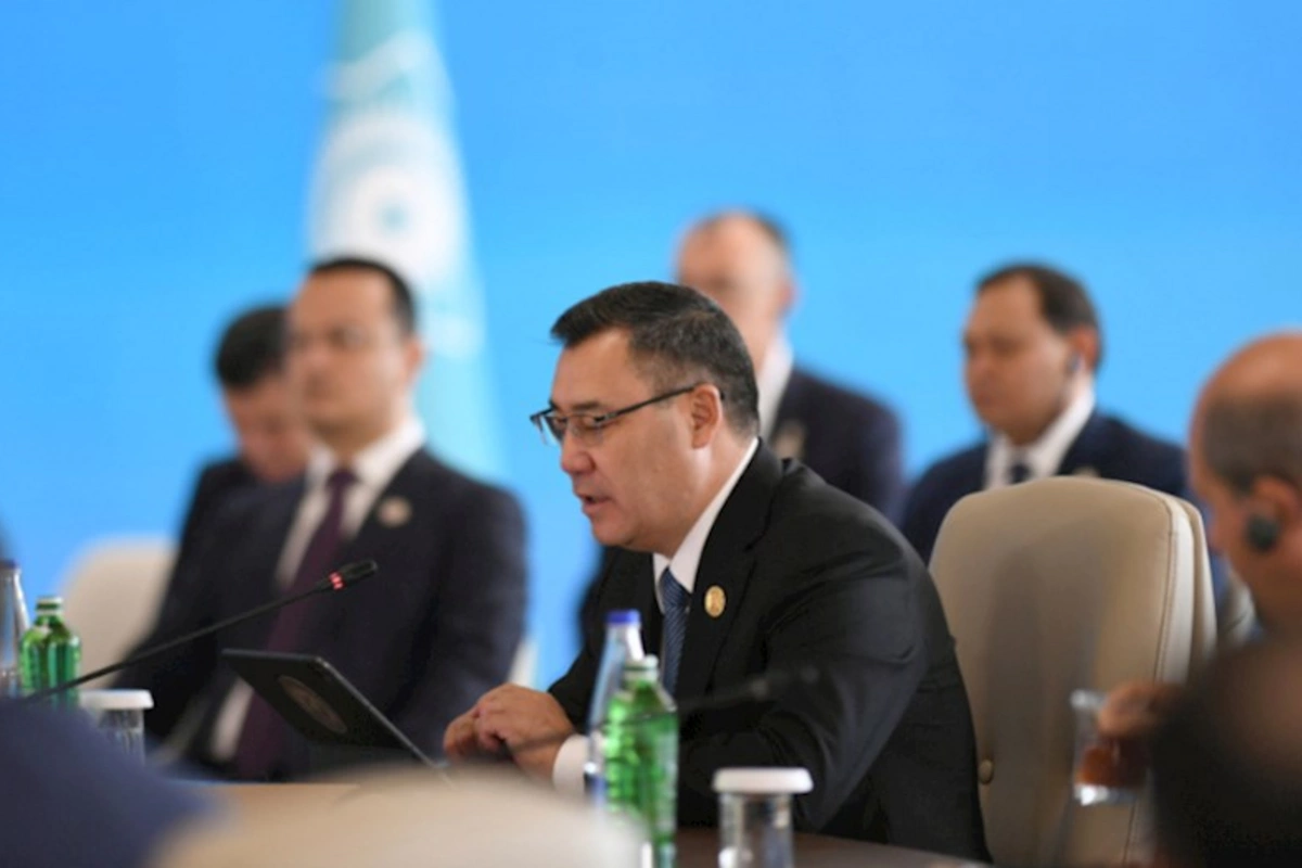 Zəngəzur dəhlizinin tikintisi layihəsi Çin-Qırğızıstan-Özbəkistan dəmir yolunun məntiqi davamı kimi görünür