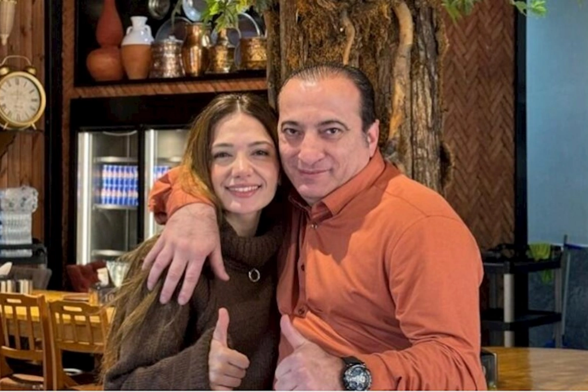 Xalq artistinin qızı yanında bu işdə çalışır