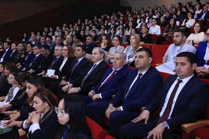Neftçalada beynəlxalq elmi konfrans keçirilib — FOTOLAR