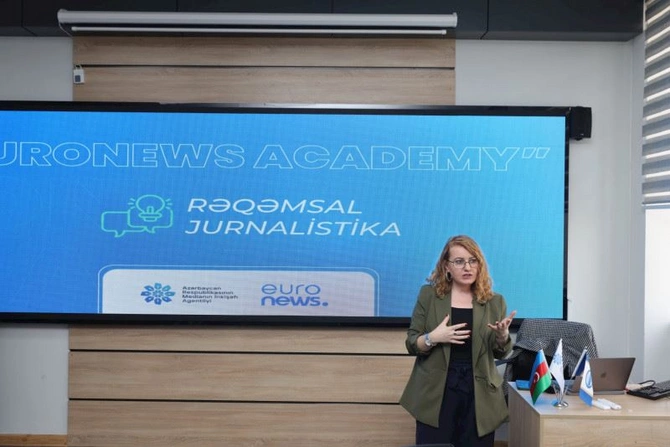 Euronews Academy layihəsi çərçivəsində Rəqəmsal Jurnalistika mövzusunda təlim proqramına başlanıb — FOTOLAR