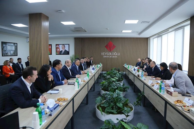 Asiya İnkişaf Bankının prezidenti Veysəloğlunun Məhəmmədi Logistika Mərkəzi ilə tanış oldu — FOTOLAR