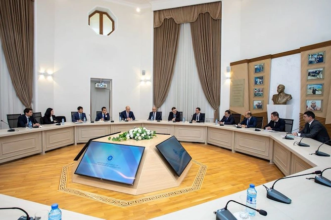 Energetika Nazirliyində “Yaşıl Dəhliz Birliyi”nin ümumi yığıncağı keçirilib — FOTOLAR Energetika Nazirliyində “Yaşıl Dəhliz Birliyi”nin ümumi yığıncağı keçirilib — FOTOLAR