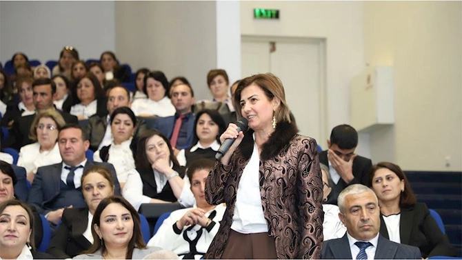 ETİHİ-nin regional iclasında birbaşa dialoq və əməkdaşlıq müzakirə edilib — FOTOLAR ETİHİ-nin regional iclasında birbaşa dialoq və əməkdaşlıq müzakirə edilib — FOTOLAR
