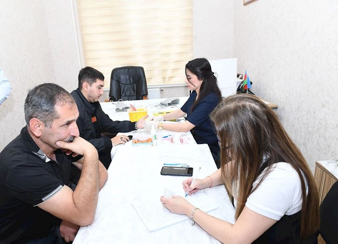Dövlət Komitəsində qanvermə aksiyası keçirilib — FOTOLAR