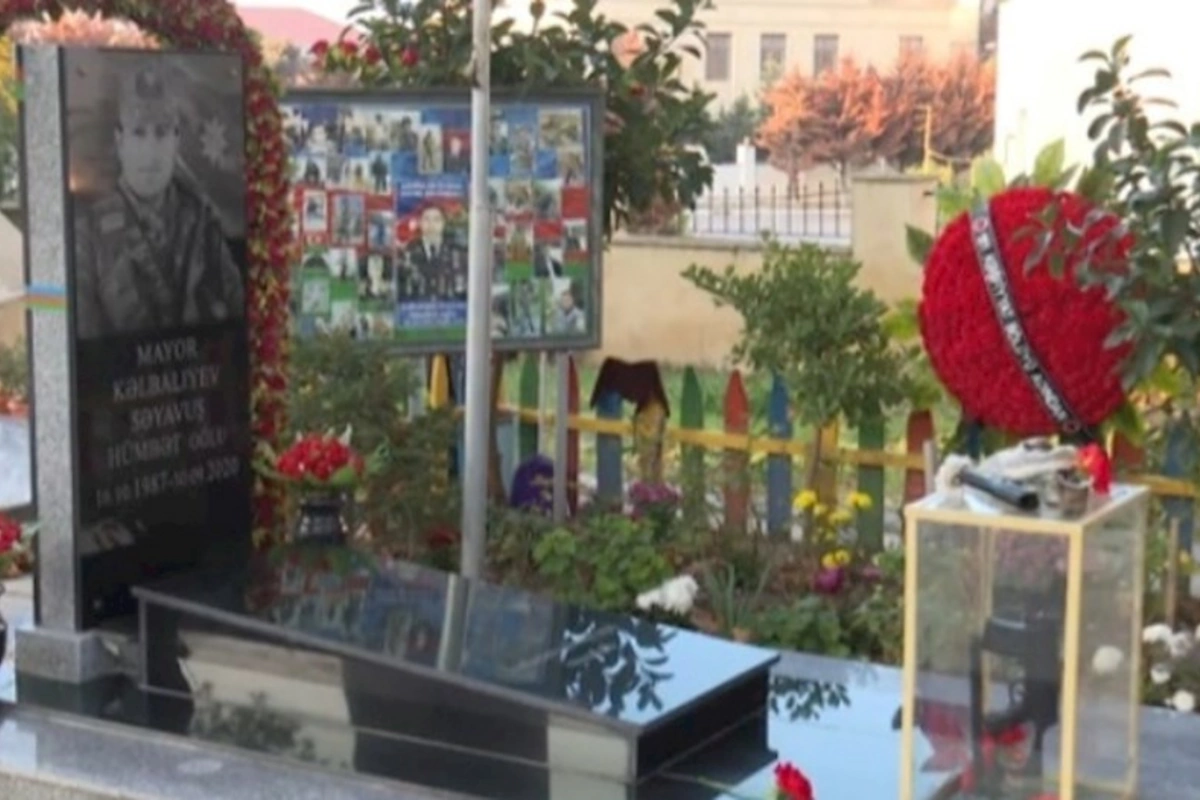 Bakıda iki şəhidin məzarı qarət edilib — VİDEO