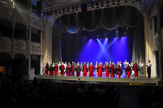 Akademik Musiqili Teatrda “Gülçöhrə və Əsgər” tamaşasının premyerası oldu — FOTOLAR