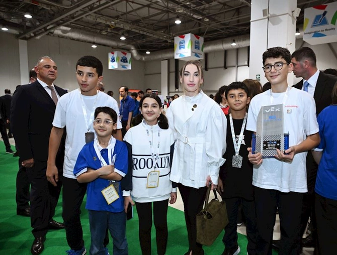Leyla Əliyeva Beynəlxalq STEAM Azərbaycan Festivalını ziyarət edib — FOTOLAR