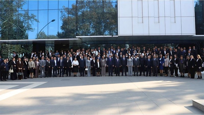 ETİHİ-nin regional iclasında birbaşa dialoq və əməkdaşlıq müzakirə edilib — FOTOLAR ETİHİ-nin regional iclasında birbaşa dialoq və əməkdaşlıq müzakirə edilib — FOTOLAR