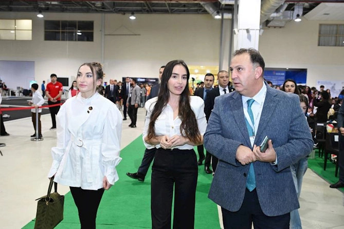 Leyla Əliyeva Beynəlxalq STEAM Azərbaycan Festivalını ziyarət edib — FOTOLAR