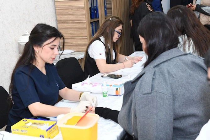 Dövlət Komitəsində qanvermə aksiyası keçirilib — FOTOLAR
