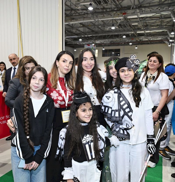 Leyla Əliyeva Beynəlxalq STEAM Azərbaycan Festivalını ziyarət edib — FOTOLAR