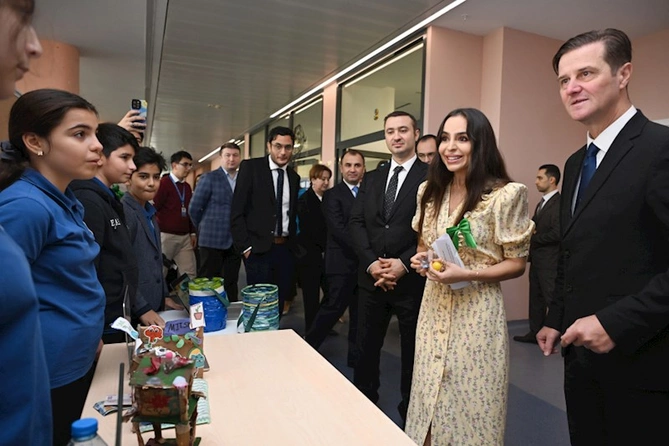 Leyla Əliyeva “EcoMind 2025” konfransında iştirak etdi — FOTOLAR Leyla Əliyeva “EcoMind 2025” konfransında iştirak etdi — FOTOLAR