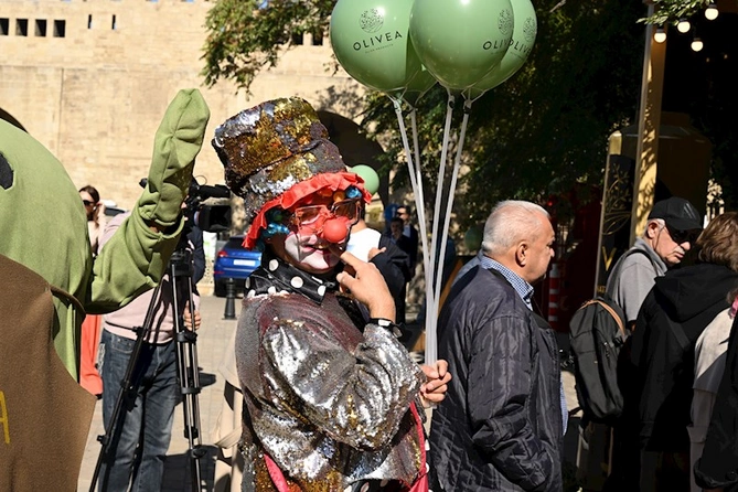 İçərişəhərdə Zeytun Festivalı davam edir — FOTOLAR