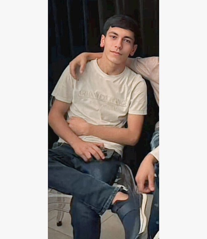 Binadan yıxılaraq ölən İlqarın FOTOSU Binadan yıxılaraq ölən İlqarın FOTOSU