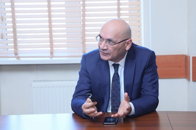 İşləməyən sistem, xarab monitorlar quraşdırıldı — Ziya Məmmədov 100 milyon dolları belə göyə sovurdu İşləməyən sistem, xarab monitorlar quraşdırıldı — Ziya Məmmədov 100 milyon dolları belə göyə sovurdu