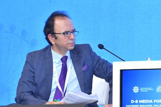 Bakıda keçirilən D-8 İqtisadi Əməkdaşlıq Təşkilatının Media Forumu başa çatıb Bakıda keçirilən D-8 İqtisadi Əməkdaşlıq Təşkilatının Media Forumu başa çatıb