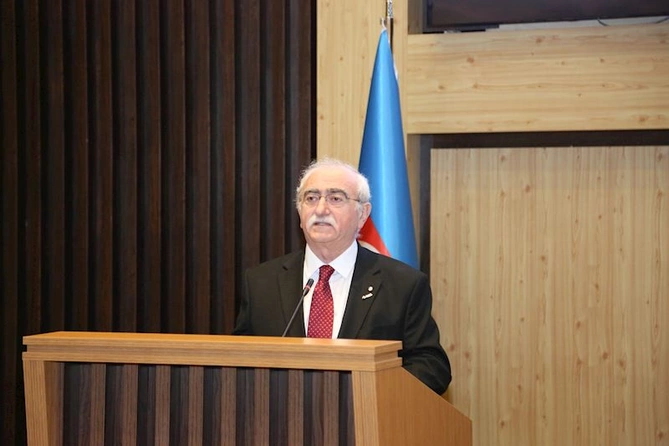 Professor İbrahim Yıldırımın xatirəsinə həsr olunmuş anım tədbiri keçirilib — FOTOLAR Professor İbrahim Yıldırımın xatirəsinə həsr olunmuş anım tədbiri keçirilib — FOTOLAR