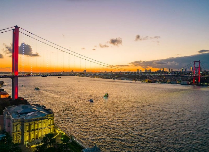 İstanbulun sehrini kəşf edin: Avropanın ən arzuolunan şəhəri — FOTOLAR İstanbulun sehrini kəşf edin: Avropanın ən arzuolunan şəhəri — FOTOLAR