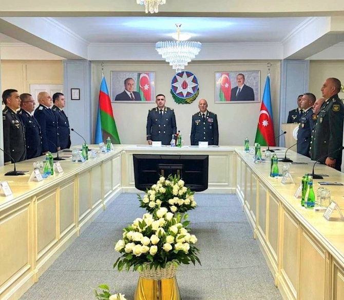 Hərbi Prokurorluq dəyirmi masa keçirdi — FOTOLAR Hərbi Prokurorluq dəyirmi masa keçirdi — FOTOLAR
