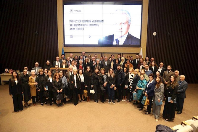 Professor İbrahim Yıldırımın xatirəsinə həsr olunmuş anım tədbiri keçirilib — FOTOLAR Professor İbrahim Yıldırımın xatirəsinə həsr olunmuş anım tədbiri keçirilib — FOTOLAR